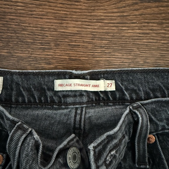 Levi's Ribcage Ankle Straight Women's Jean - Picture 5 of 5